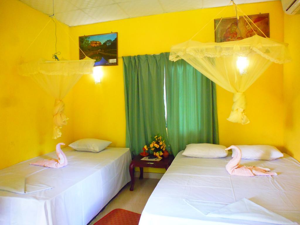 The Nilmini Lodge Sigiriya Bilik gambar