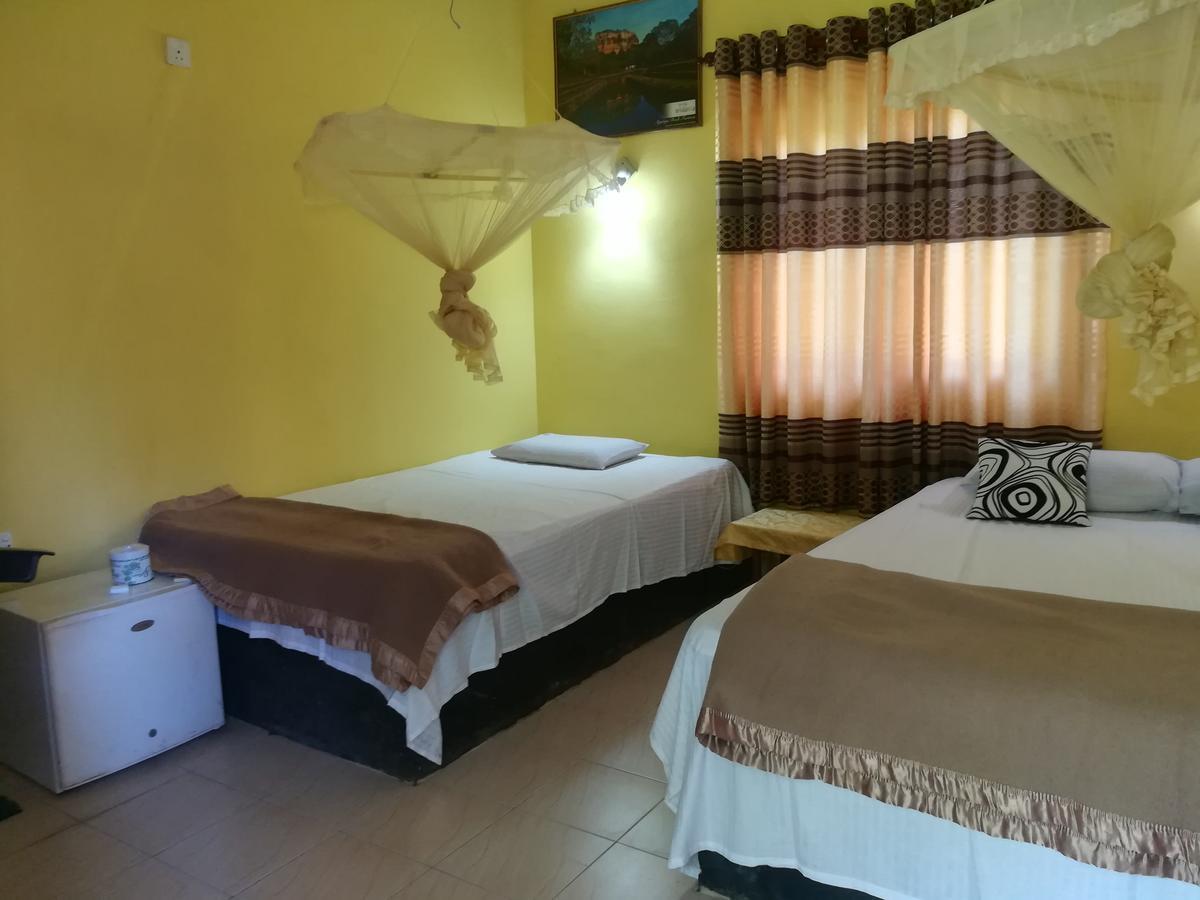 The Nilmini Lodge Sigiriya Luaran gambar